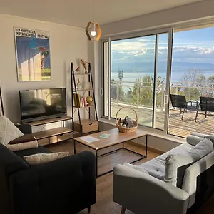 Appartement Leman Panoramique Avec Terrasse A Deux Pas Du Centre-ville, Évian-les-Bains
